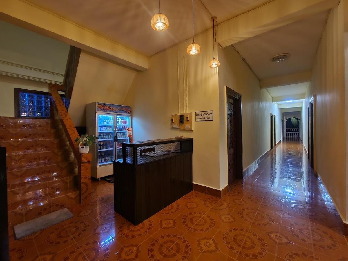 Saphaothong Guesthouse Vang Vieng Luaran gambar
